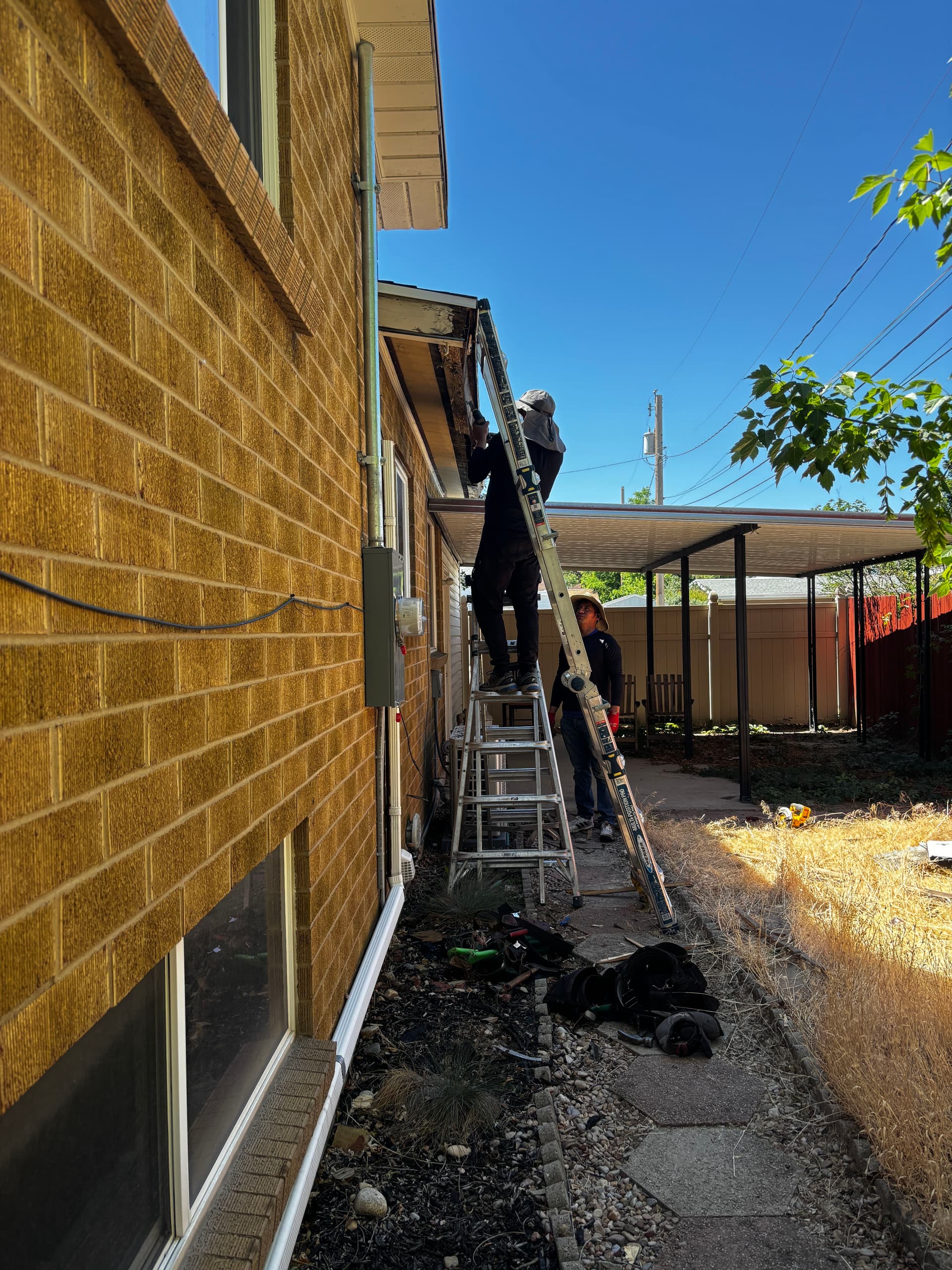 Gallery photos for Soffit and Fascia Replacement on a Murray Home: Image #1