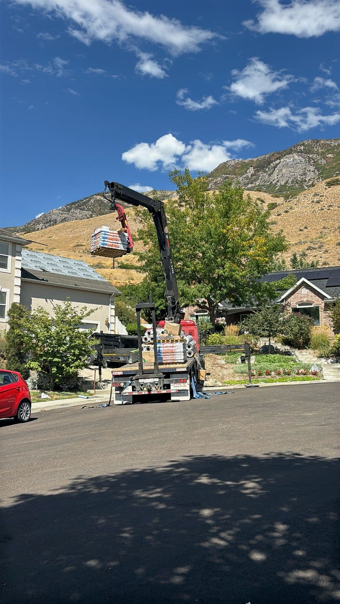 Smooth Roofing Upgrade with Expert Teamwork image